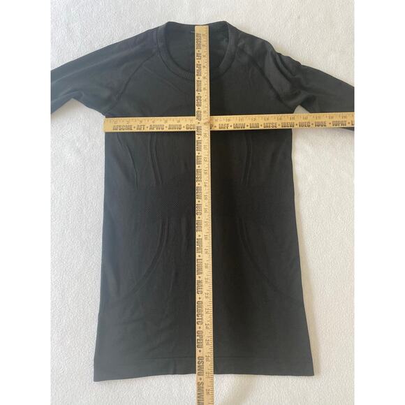 Lululemon Swiftly Tech Long Sleeve Crew Black Running Top Women’s 8? No Tag - Picture 6 of 7
